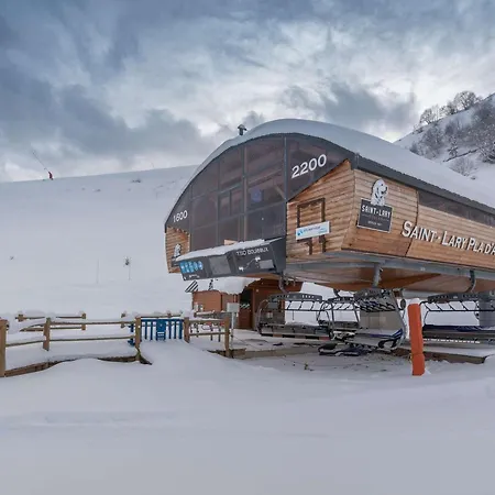 4 Pers. Proche Centre Et Téléphérique à Saint-lary - Fr-1-296-462 Apartamento