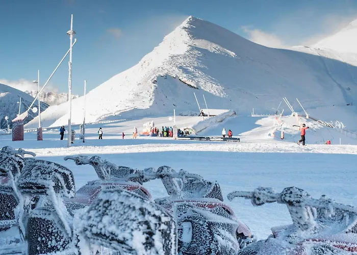 4 Pers. Proche Centre Et Téléphérique à Saint-lary - Fr-1-296-462 Appartement *