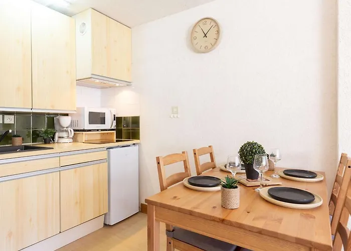 4 Pers. A Saint-lary Village Proche Centre Et Telepherique - Fr-1-296-462 Apartment